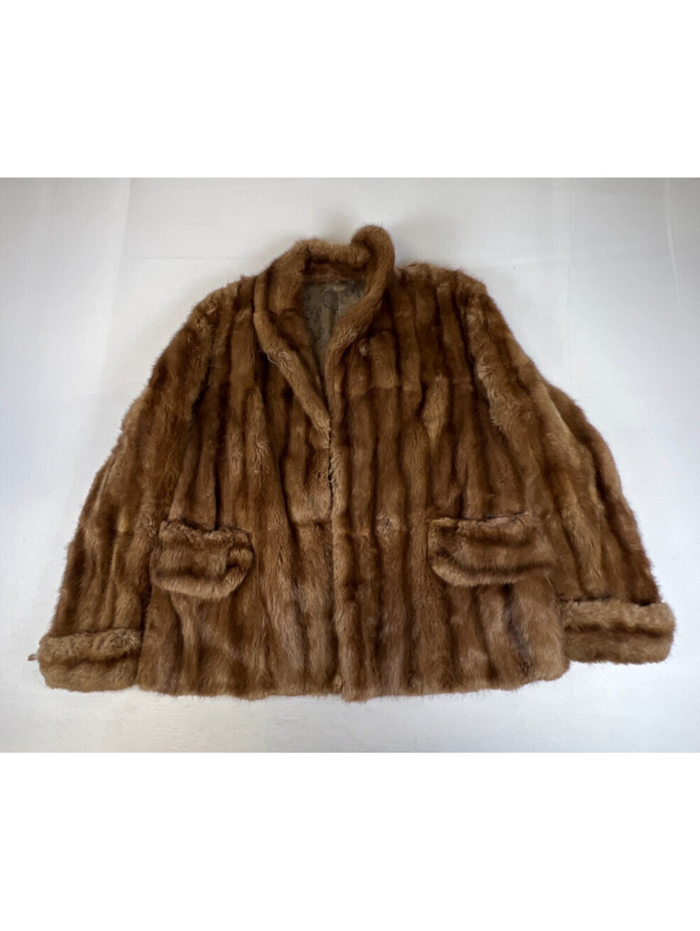 Vintage Women Medium Brown Real Fur Pelts Short Coat Jacket Winter Luxury